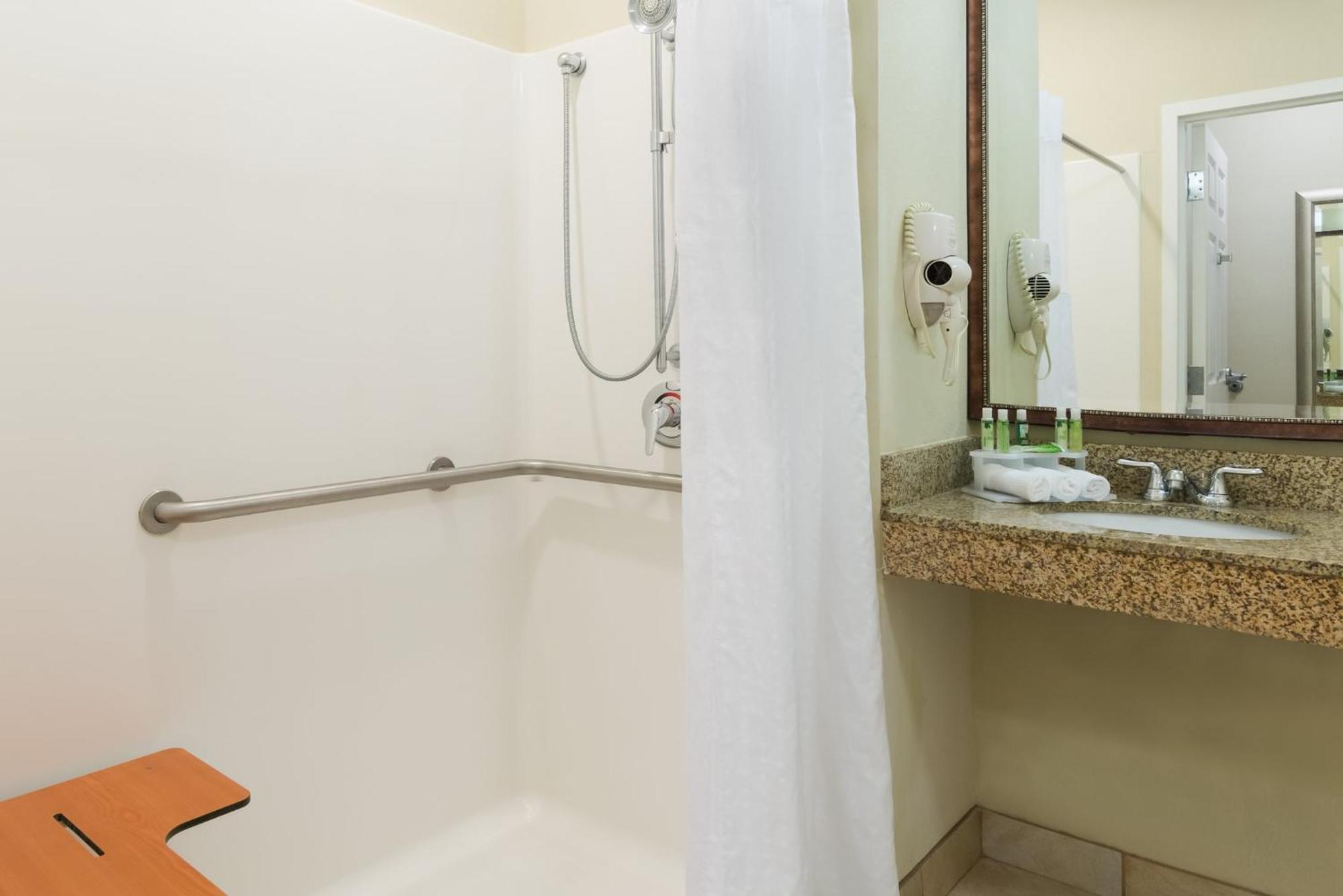 Holiday Inn Express Hotel & Suites New Iberia - Avery Island By Ihg Exterior photo