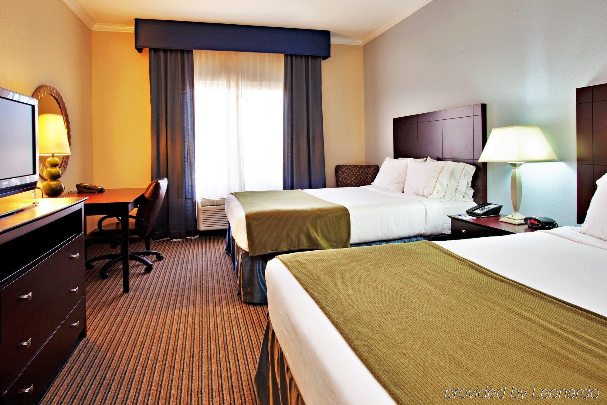 Holiday Inn Express Hotel & Suites New Iberia - Avery Island By Ihg Room photo